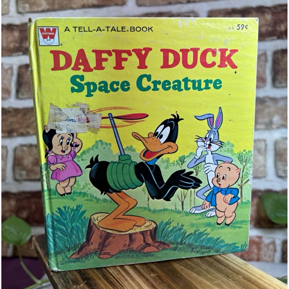 VTG 1977 Whitman Tell-A-Tale Book, Daffy Duck Space Creature, Hardcover